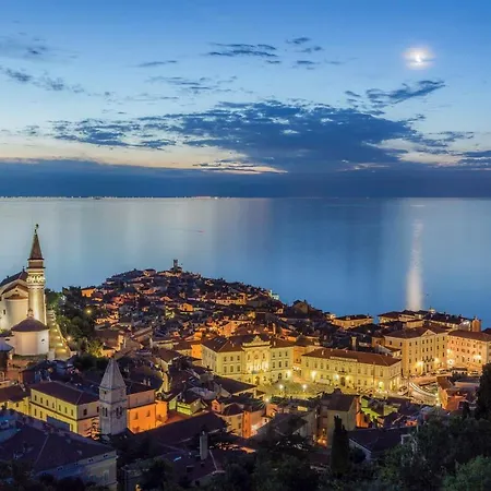 Apartamento Pristine One-bedroom In Ired Piran
